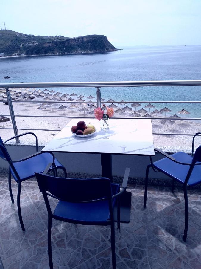 Nadim Rooms Himare Exteriör bild